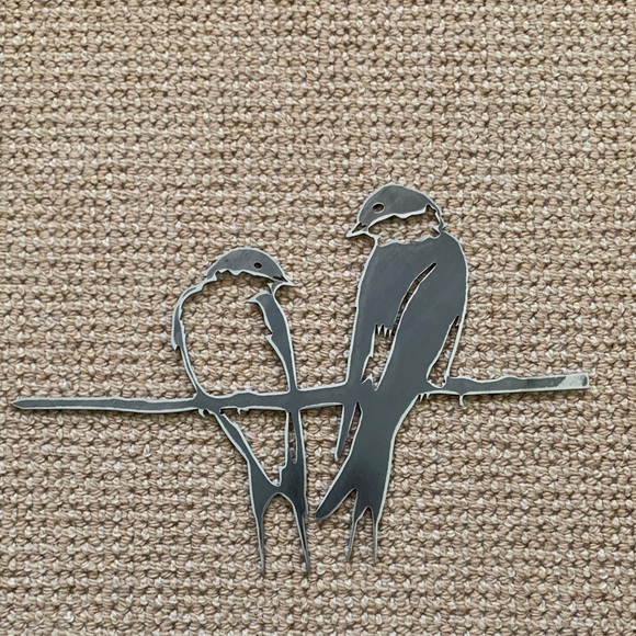 Chic Silver Bird Perch Ornament - Picture 1 of 4